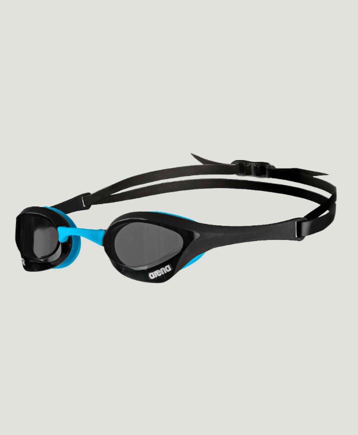 Lentes natación Arena Cobra Ultra Swipe - Dark Smoke/Blue/Black - Barlovento natación