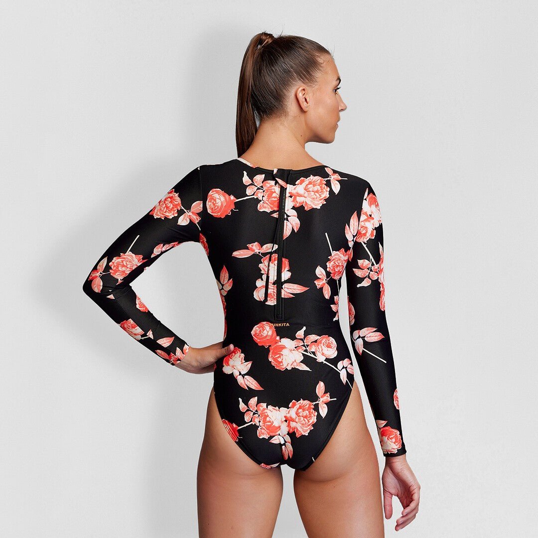 Traje de baño Funkita, Long Shot One Piece - Rose Garden - Barlovento natación