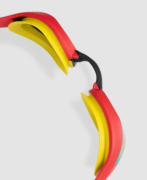 Lentes Arena Cobra Ultra Swipe espejados - Gold/Red - Barlovento natación